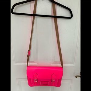 CAMBRIDGE SATCHEL HOT PINK MESSENGER CROSSBODY BAG